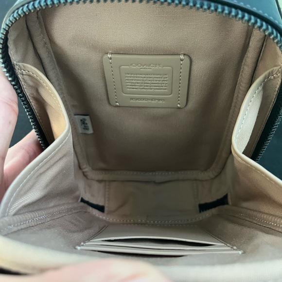 Men coach crossbody - Picture 4 of 9